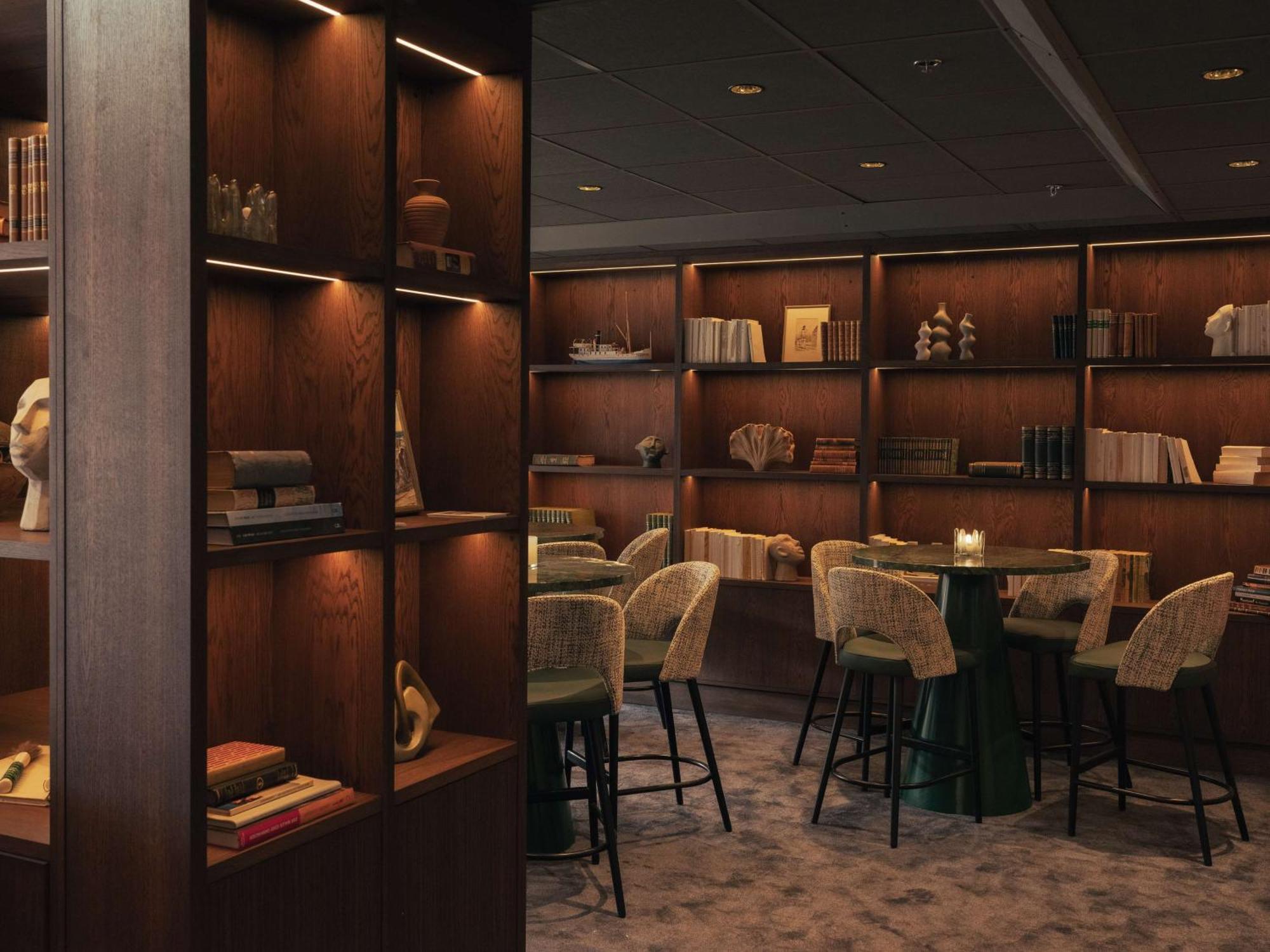 Best Western Plus John Bauer Hotel Йёнчёпинг Экстерьер фото